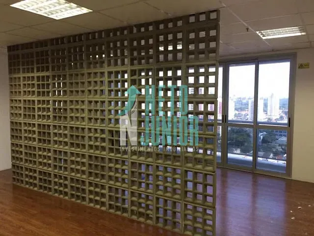 Conjunto com 235m², para alugar, no bairro Vila São Francisco em São Paulo