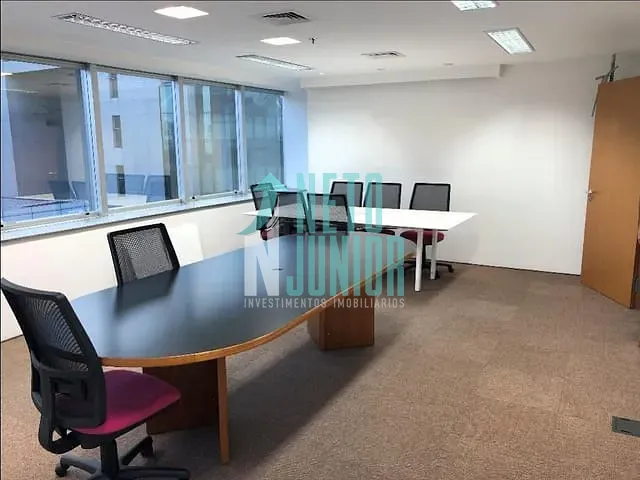 Conjunto com 212m², para alugar, no bairro Vila Olímpia em São Paulo