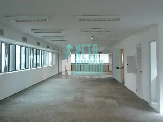 Conjunto com 260m², para alugar, no bairro Vila Olímpia em São Paulo