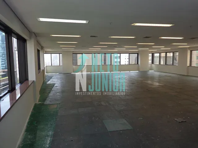 Conjunto com 498m², à venda ou para alugar, no bairro Cidade Monções em São Paulo