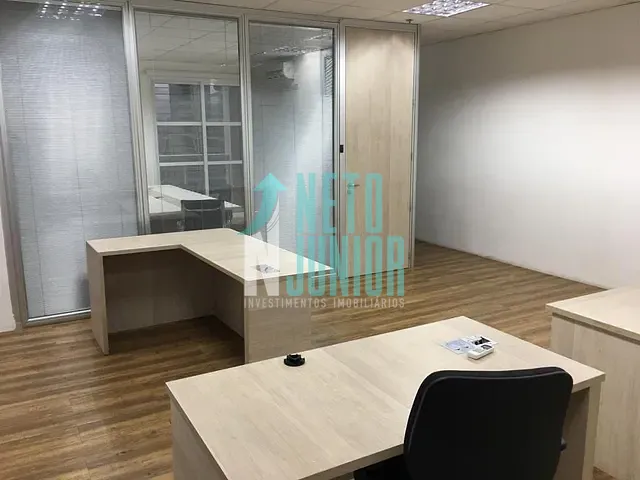Conjunto com 83m², para alugar, no bairro Vila Cordeiro em São Paulo