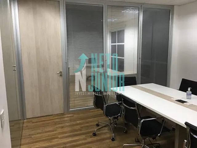 Conjunto com 83m², para alugar, no bairro Vila Cordeiro em São Paulo