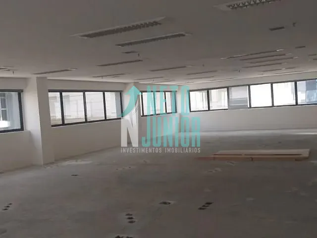 Conjunto com 218m², para alugar, no bairro Vila Olímpia em São Paulo