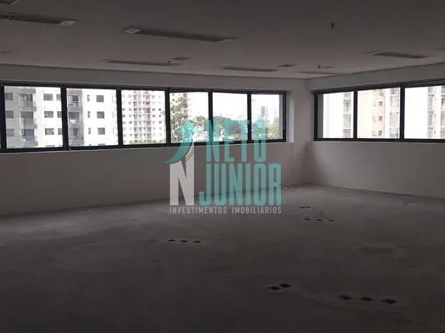 Conjunto com 218m², para alugar, no bairro Vila Olímpia em São Paulo