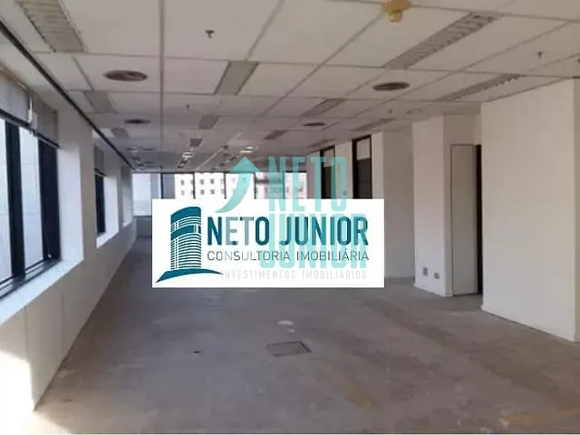 Conjunto com 295m², para alugar, no bairro Vila Olímpia em São Paulo