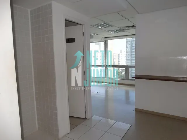 Conjunto com 220m², para alugar, no bairro Itaim Bibi em São Paulo