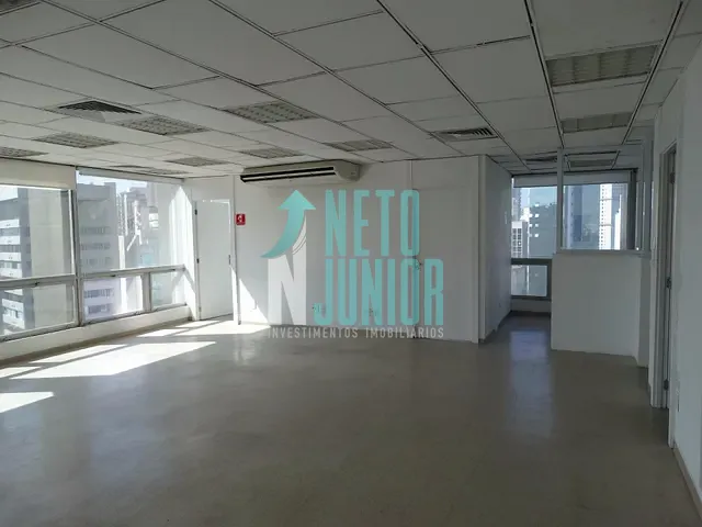 Conjunto com 220m², para alugar, no bairro Itaim Bibi em São Paulo