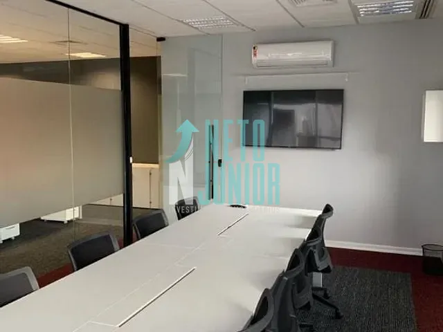 Conjunto com 260m², para alugar, no bairro Cidade Monções em São Paulo