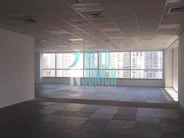 Conjunto com 134m², à venda ou para alugar, no bairro Jardim das Acácias em São Paulo
