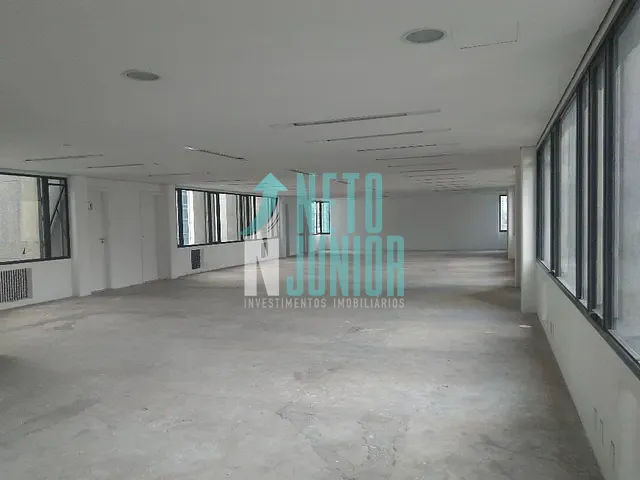 Conjunto com 375m², para alugar, no bairro Cidade Monções em São Paulo