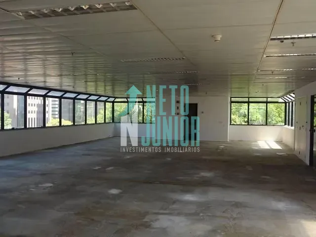 Conjunto com 195m², à venda ou para alugar, no bairro Brooklin Novo em São Paulo