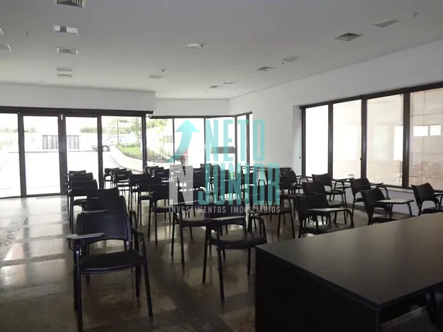 Conjunto com 360m², à venda ou para alugar, no bairro Itaim Bibi em São Paulo