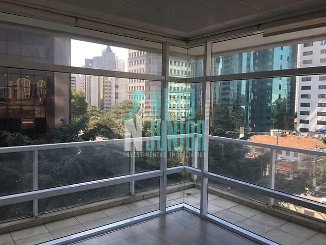Conjunto comercial com 96m², à venda, no bairro Brooklin Novo em São Paulo