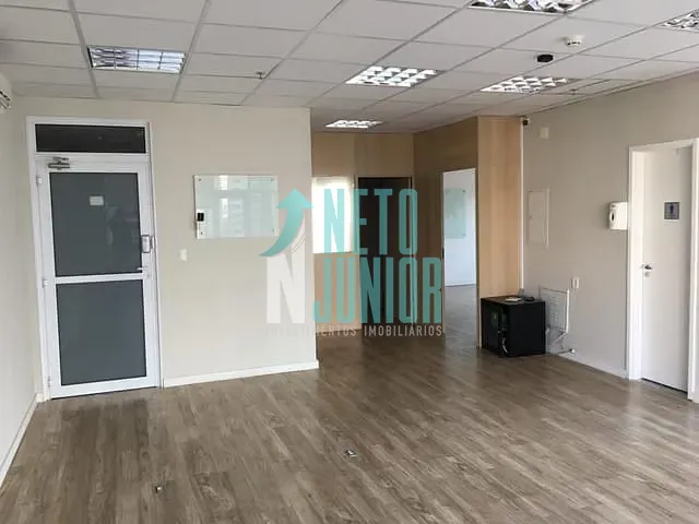 Conjunto comercial com 96m², para alugar, no bairro Brooklin Novo em São Paulo