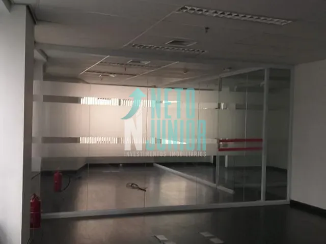 Conjunto com 106m², para alugar, no bairro Vila Olímpia em São Paulo