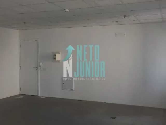 Conjunto com 82m², à venda, no bairro Vila Gertrudes em São Paulo