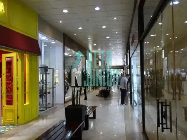 Conjunto com 56m², para alugar, no bairro Bela Vista em São Paulo