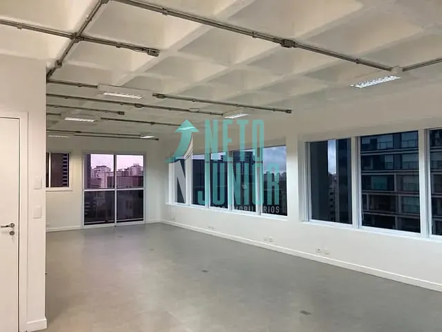 Conjunto com 88m², para alugar, no bairro Pinheiros em São Paulo