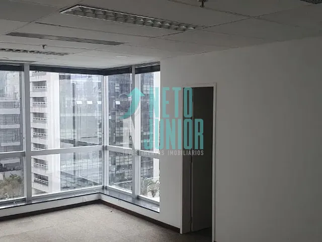 Conjunto com 106m², para alugar, no bairro Vila Olímpia em São Paulo