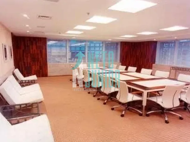 Conjunto com 110m², para alugar, no bairro Cidade Monções em São Paulo