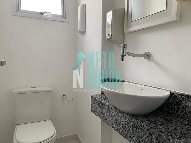 Conjunto com 58m², à venda ou para alugar, no bairro Moema em São Paulo