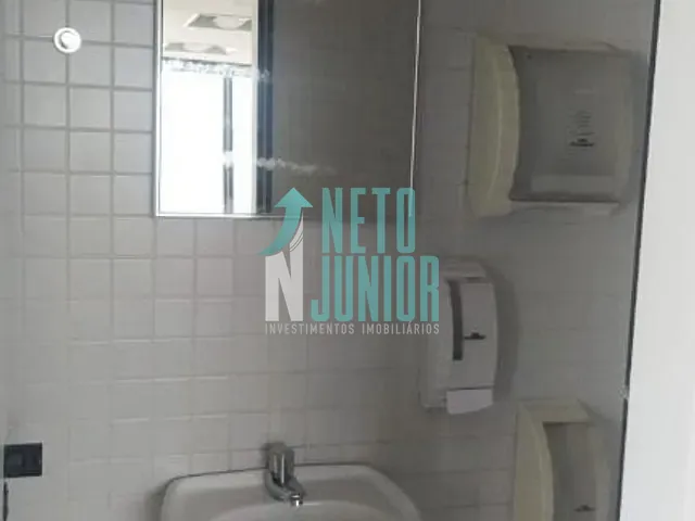 Conjunto com 32m², para alugar, no bairro Pinheiros em São Paulo
