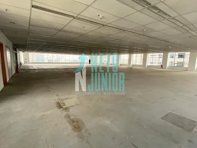 Conjunto com 752m², à venda ou para alugar, no bairro Cidade Monções em São Paulo