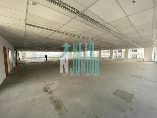 Conjunto com 752m², à venda ou para alugar, no bairro Cidade Monções em São Paulo