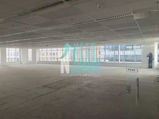 Conjunto com 752m², à venda ou para alugar, no bairro Cidade Monções em São Paulo