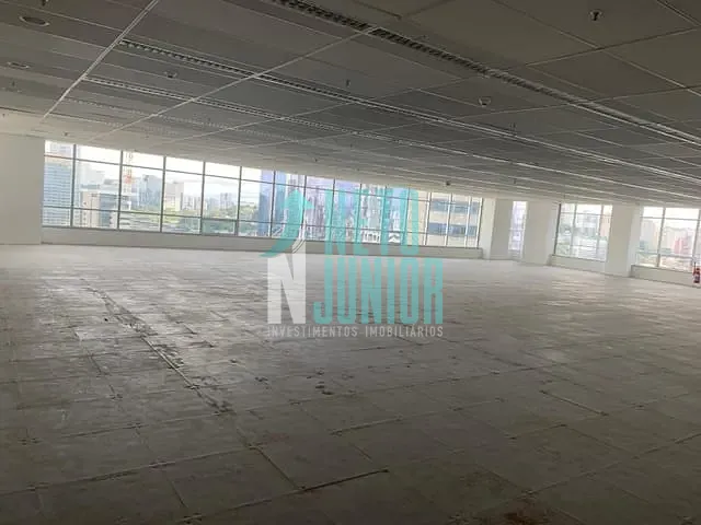 Conjunto com 752m², à venda ou para alugar, no bairro Cidade Monções em São Paulo