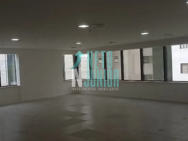 Conjunto com 125m², para alugar, no bairro Itaim Bibi em São Paulo
