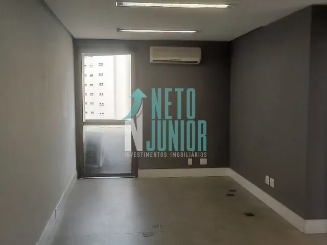 Conjunto com 45m², para alugar, no bairro Itaim Bibi em São Paulo