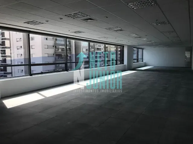 Conjunto com 267m², para alugar, no bairro Cidade Monções em São Paulo