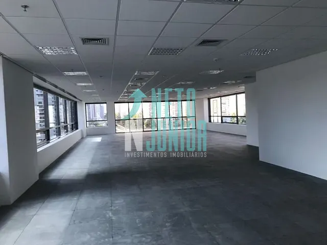 Conjunto com 267m², para alugar, no bairro Cidade Monções em São Paulo