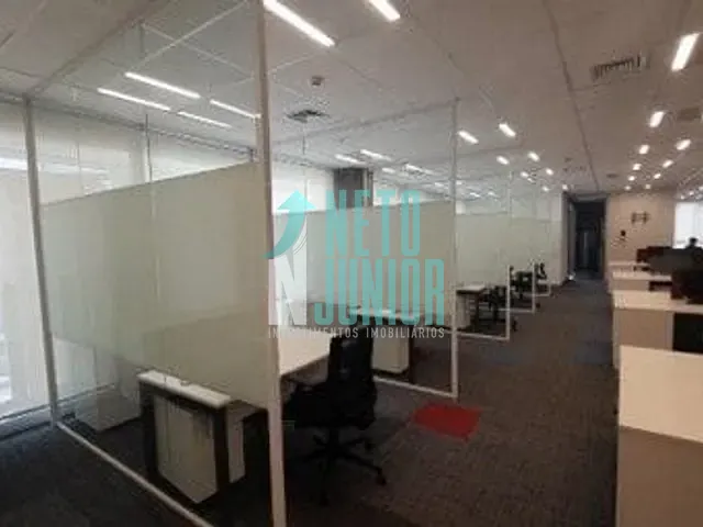 Conjunto com 151m², para alugar, no bairro Moema em São Paulo