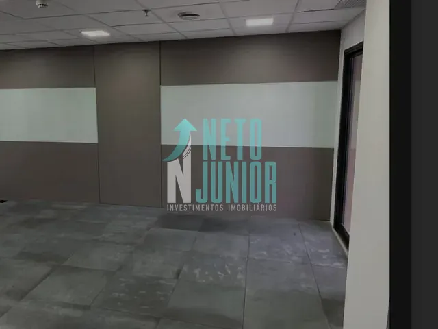 Conjunto com 98m², à venda ou para alugar, no bairro Moema em São Paulo