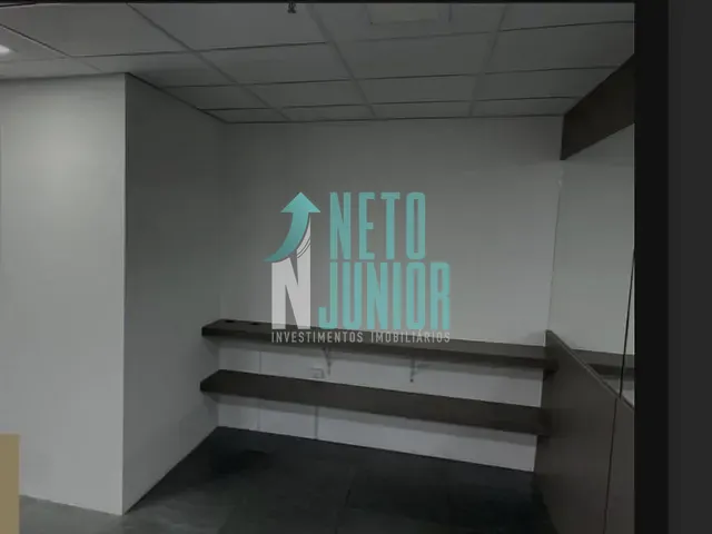 Conjunto com 98m², à venda ou para alugar, no bairro Moema em São Paulo
