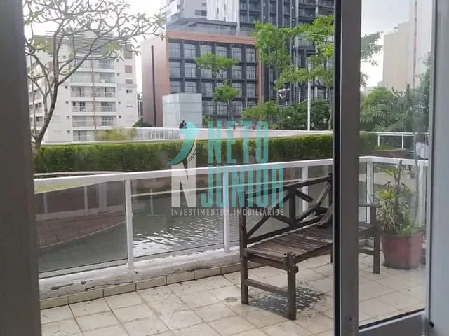 Conjunto com 65m², à venda, no bairro Pinheiros em São Paulo