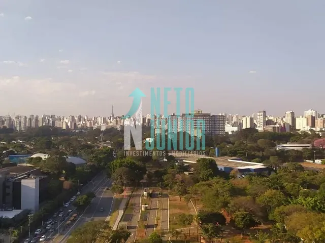 Conjunto com 150m², para alugar, no bairro Moema em São Paulo