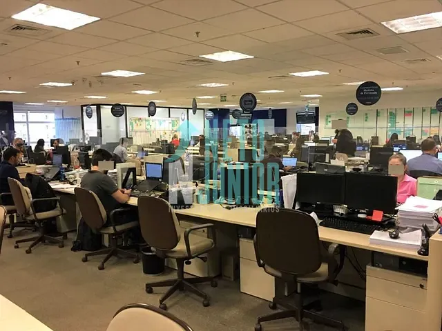 Conjunto com 311m², para alugar, no bairro Vila Nova Conceição em São Paulo