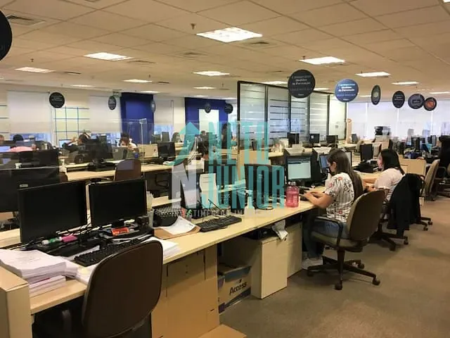 Conjunto com 311m², para alugar, no bairro Vila Nova Conceição em São Paulo