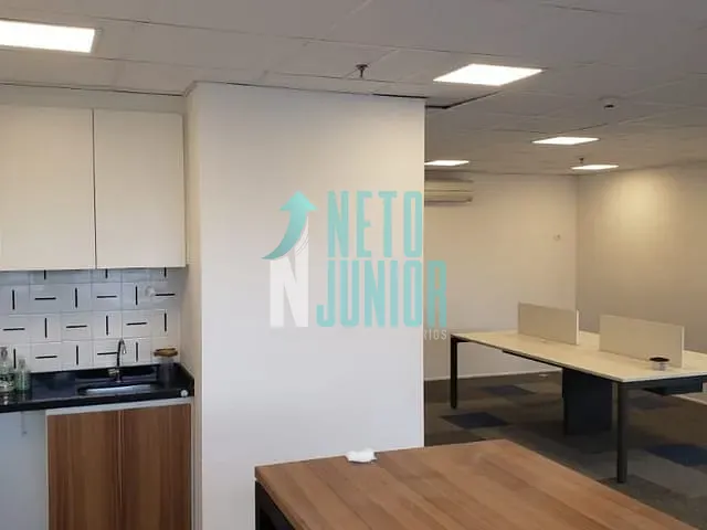 Conjunto com 116m², para alugar, no bairro Pinheiros em São Paulo