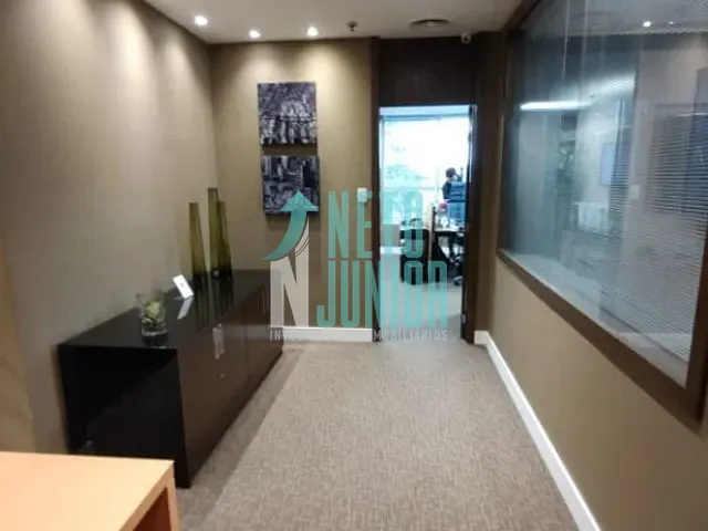 Conjunto com 110m², para alugar, no bairro Cidade Monções em São Paulo