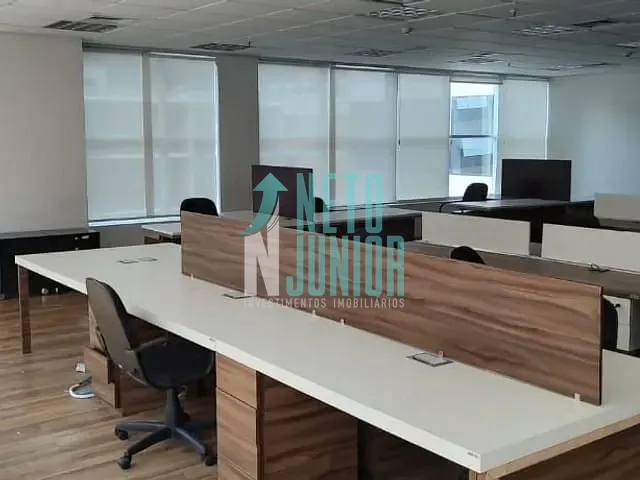 Conjunto comercial com 253m², à venda ou para alugar, no bairro Vila Olímpia em São Paulo