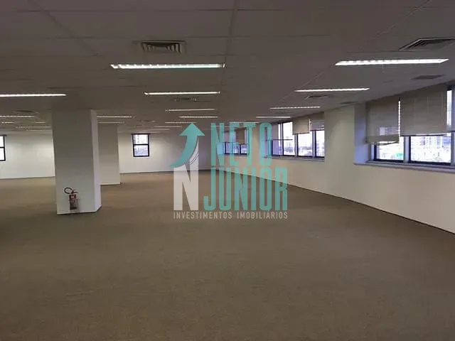Conjunto com 385m², à venda ou para alugar, no bairro Itaim Bibi em São Paulo