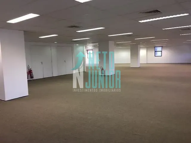 Conjunto com 385m², à venda ou para alugar, no bairro Itaim Bibi em São Paulo