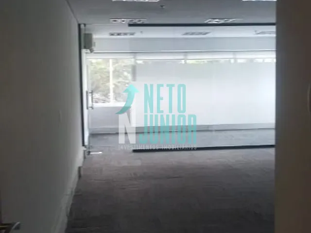 Conjunto com 61m², para alugar, no bairro Pinheiros em São Paulo