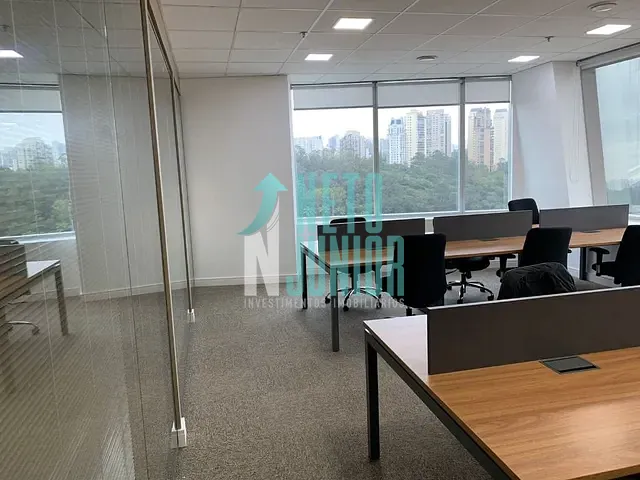 Conjunto com 120m², para alugar, no bairro Brooklin Paulista em São Paulo