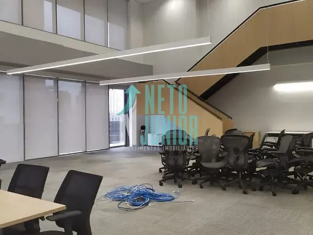 Conjunto com 333m², para alugar, no bairro Itaim Bibi em São Paulo