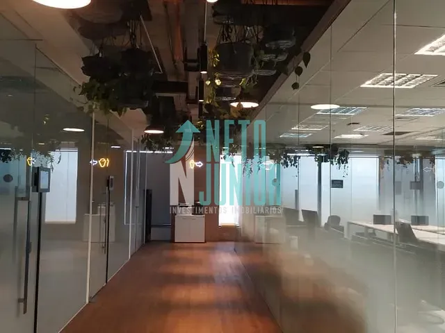 Conjunto com 557m², para alugar, no bairro Itaim Bibi em São Paulo